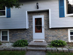 Charming 3 Bedroom, 1 Bath home